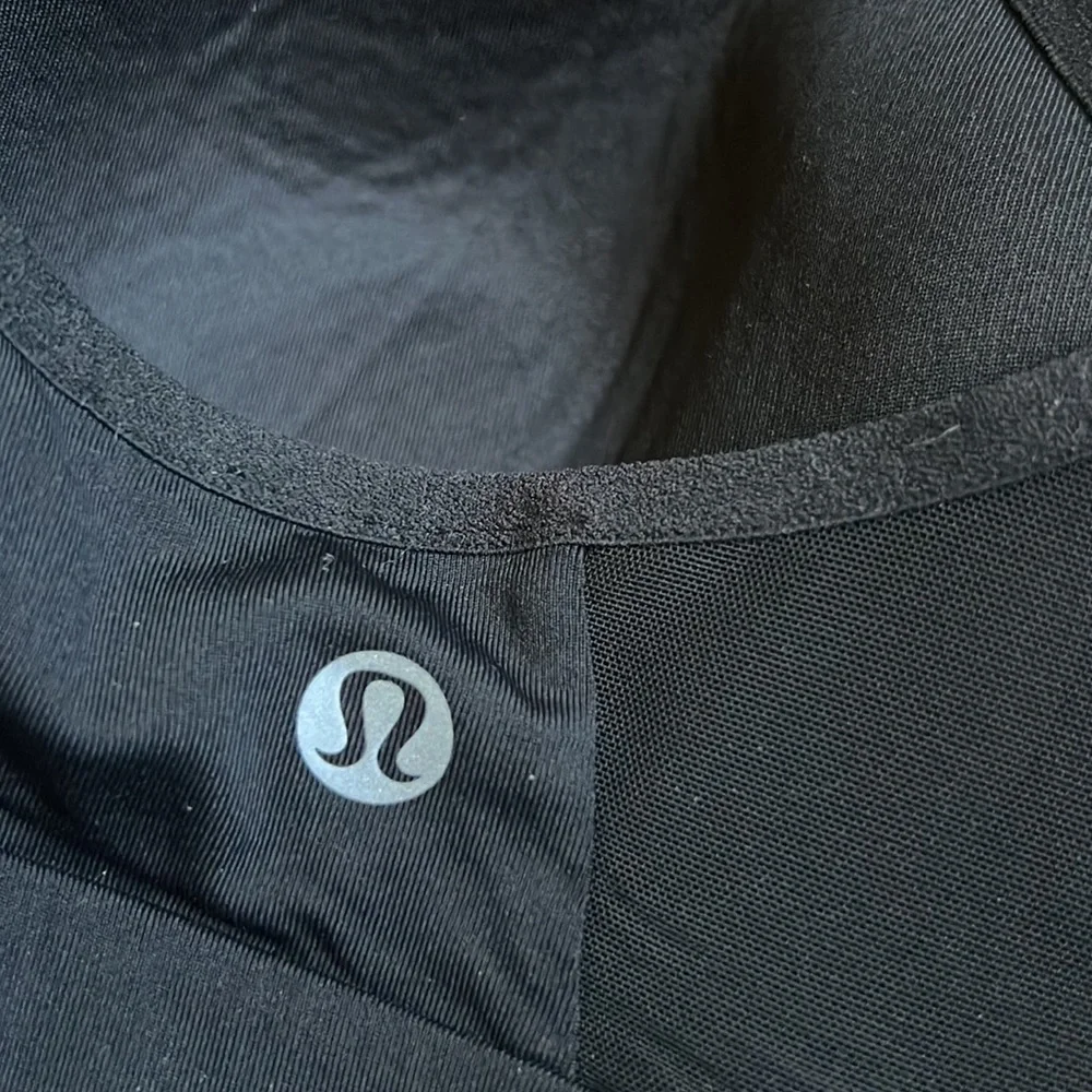 Lululemon Speed Up Bra *High Support for C/D Cup (Black) - 6